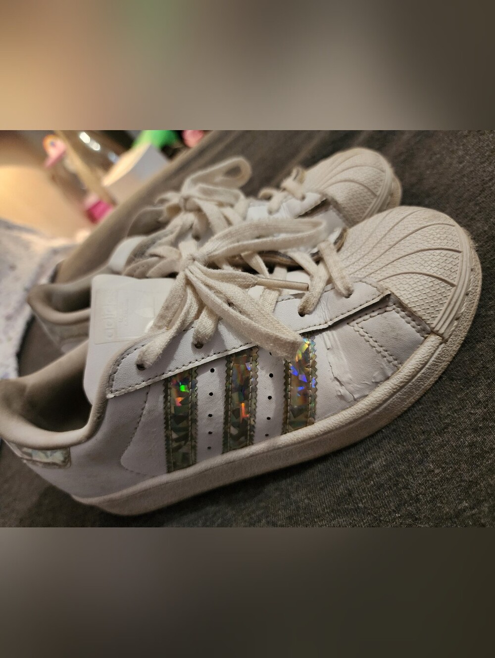 Girls ADIDAS Holographic Shell Toe Sz 2